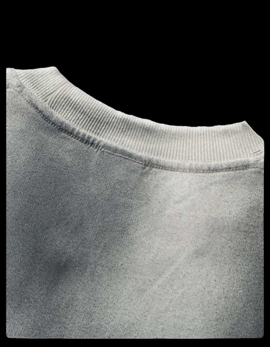 SPRAY DYE DISTRESSED TEE